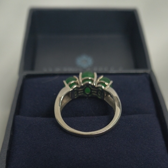 925 Genuine Green Jade Ring - Picture 7 of 7